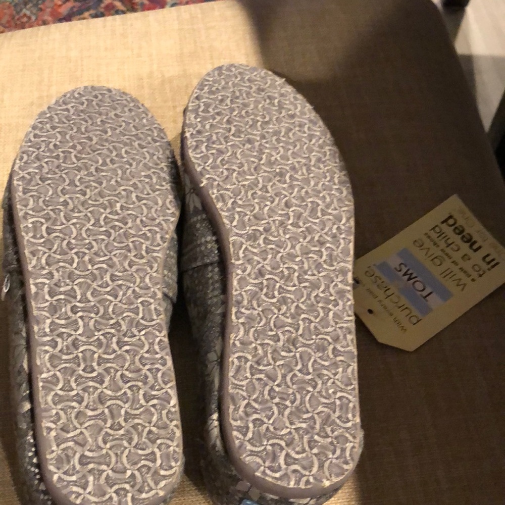 Women’s shoes brand new TOMs - Picture 6 of 7